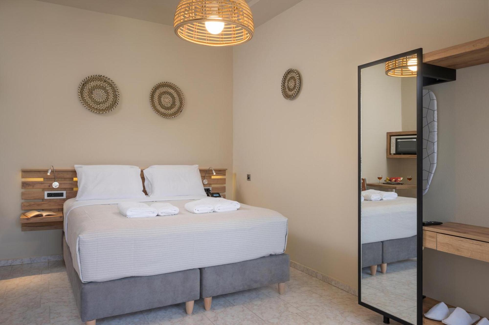 Sun Ray Luxury Apartments Агия-Марина Номер фото